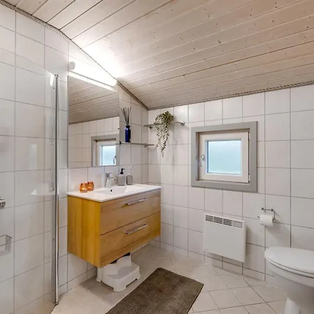 Seba - 1km To The Fjord By Interhome *